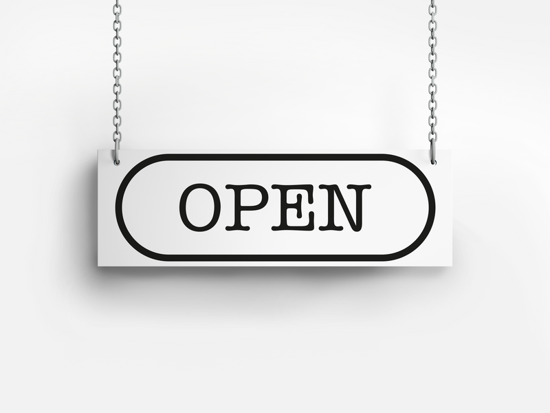 Open/gesloten bordje – Rechthoek wit 30×10 cm – met ovale rand en zwarte tekst
